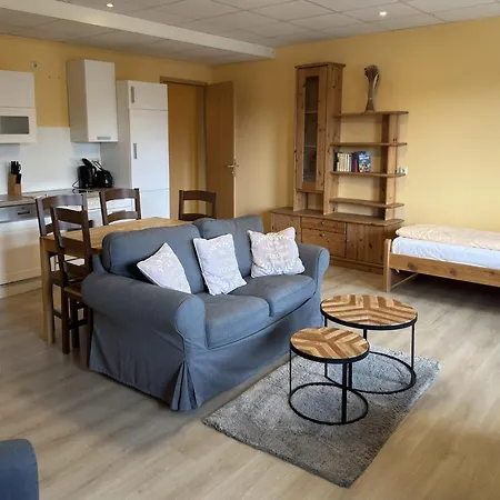 Park Am Schweriner See, * Schwerin (Mecklenburg-Vorpommern)