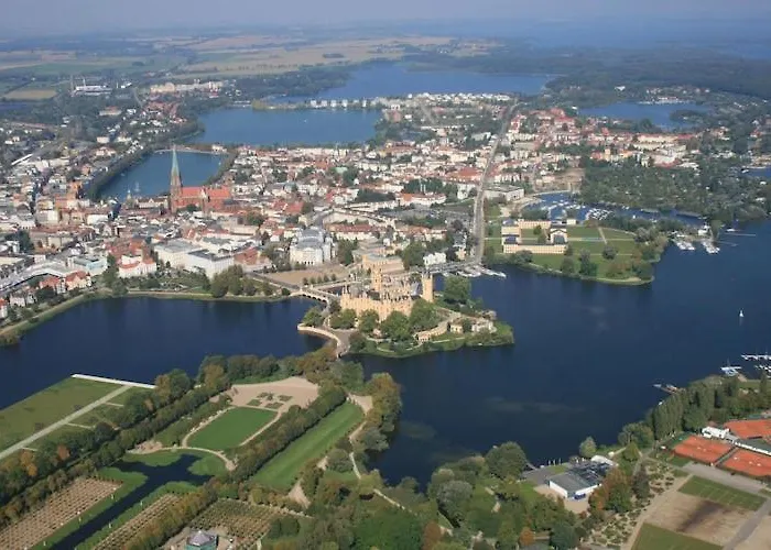 Park Am Schweriner See, Schwerin (Mecklenburg-Vorpommern)